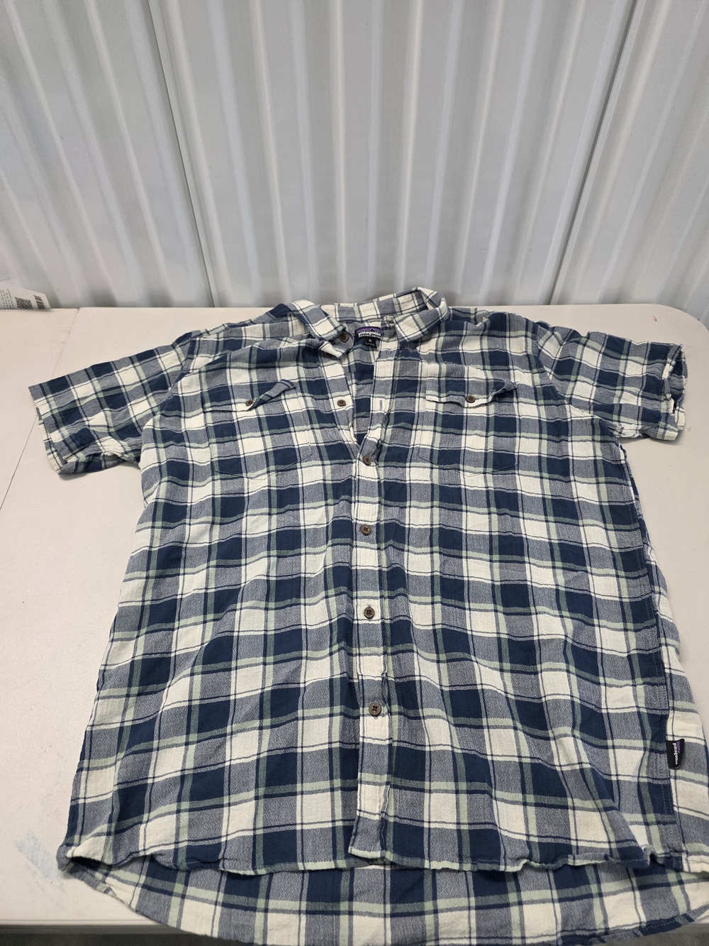 Patagonia Short Sleeve Button-Up Shirt Men's Size XL